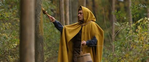 The Village movie review & film summary (2004) .